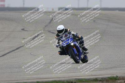 media/Nov-29-2025-TrackDaz (Sat) [[10ae2d9bce]]/B Group/Session 3 (Outside Grapevine)/